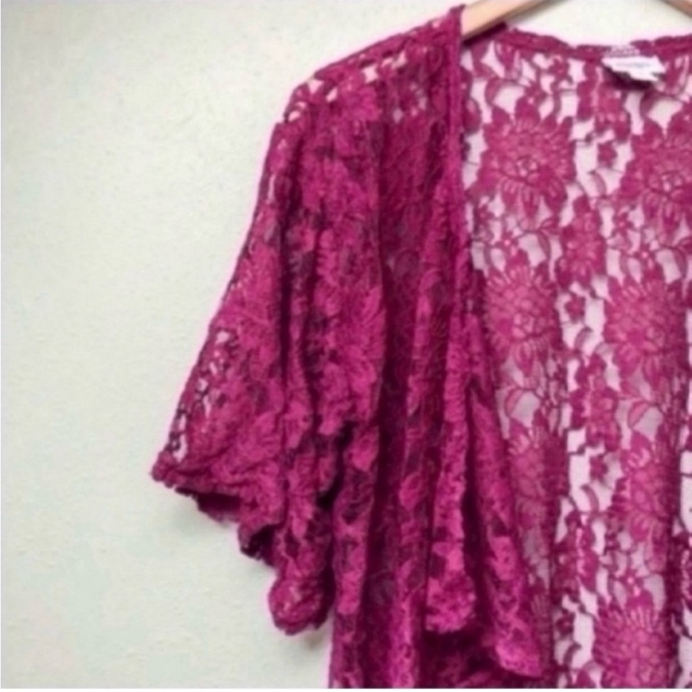 LuLaRoe Monroe Kimono/Coverup Fuchsia Pink Lace Fringe